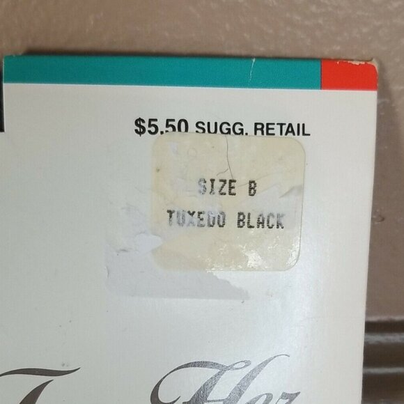 Vintage Thorobred For Her Pantyhose with lycra for a silky, smooth fit. Tuxedo B - Picture 3 of 4